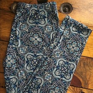 Plus size leggings